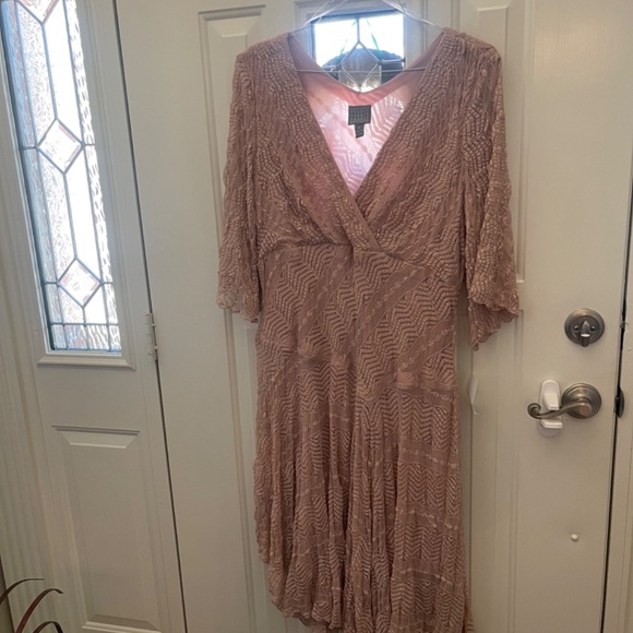 Dusty Rose Lace Dress - Picture 2 of 5